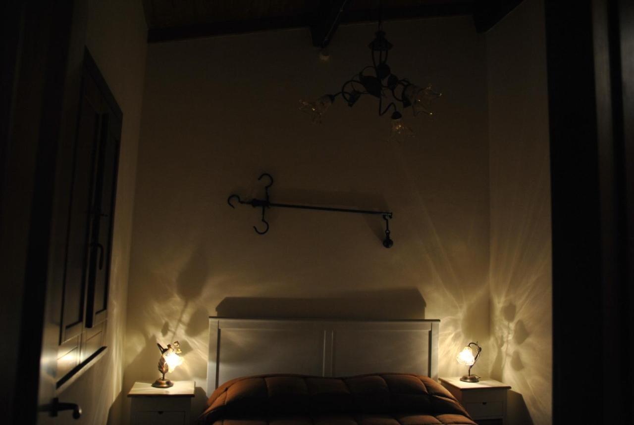 Agriturismo La Mandragola Relais Crotone Buitenkant foto