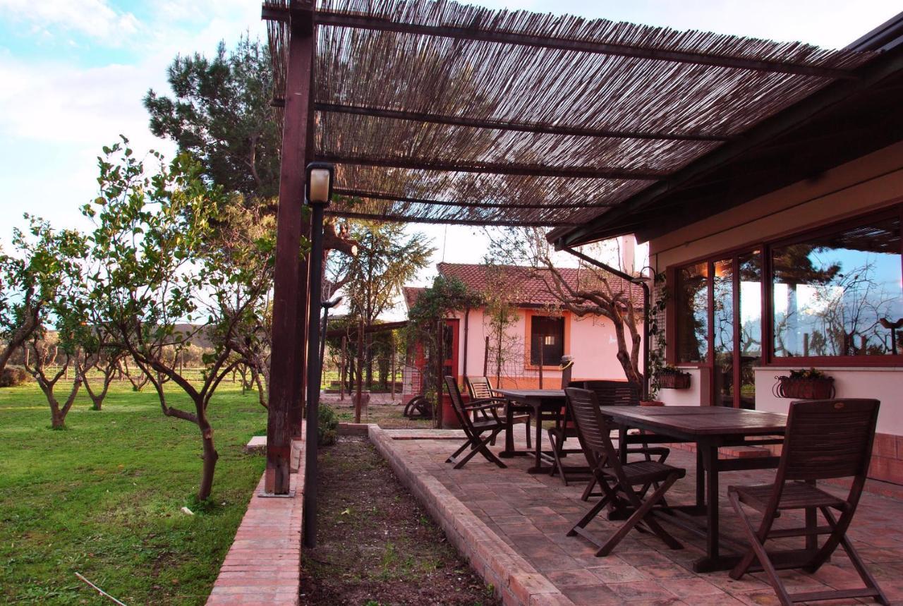 Agriturismo La Mandragola Relais Crotone Buitenkant foto